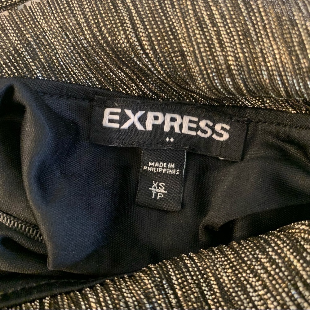 Express Top - Picture 3 of 4